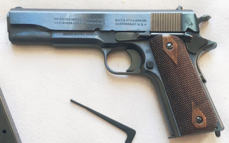 1911.  1900 € calibre 45 acp  mando más fotos  . tf  -  what 670211056  .guiada  en F 121