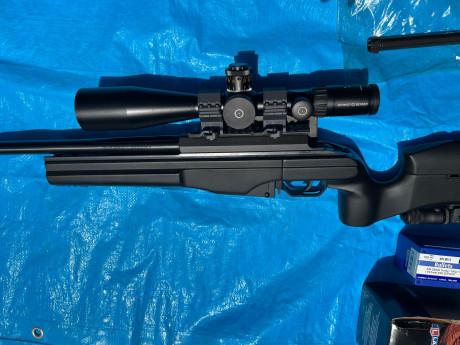Visor schmidt an bender PM 5-25x56 PM
Está impecable 
Con caja metálica de protección 
Monturas de extracción 00