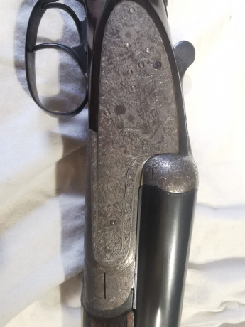 VENDIDA...SE PUEDE CERRAR...Gracias 

Se vende:
- paralela  alta gama marca Aya modelo 53 .
- calibre 00