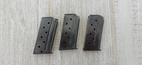 Buenas

tengo estos 3 cargadores, desde hace años de la Destroyer del 9mm Largo de mi padre. Falleció, 01