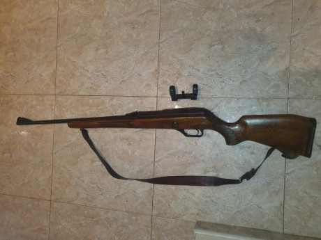 Buenas compañerxs,

Vendo mi HK-940 semiautomático usado (para qué engañarnos!). El calibre es de 7x64.

El 01