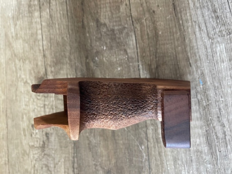 Vendo una empuñadura para pistola aire Steyr LP10/50. Prácticamente nueva
125 euros con portes incluidos 00