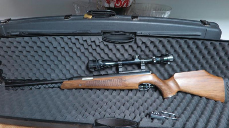Se vende carabina Air Arms TX-200, calibre 4,5mm, potencia 15 julios, tirador zurdo culata de nogal, por 00