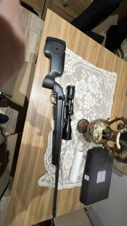 Buenos días.

Vendo el siguiente rifle en estado de reestreno, no me adapto al cerrojo y quiero adquirir 00