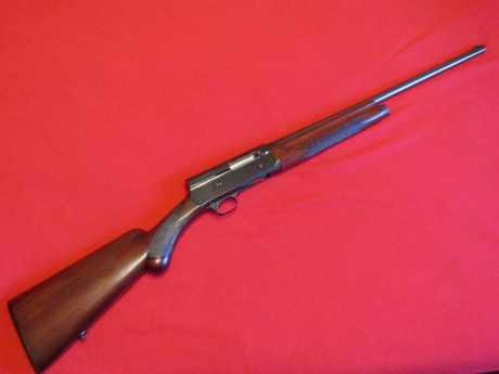 Hola,
Vendo Semiautomática FN Browning de fabricación belga, cañón de 68 cm y choke cyl (5*), con sistema 02