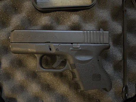 SE VENDE GLOCK 26 GEN 3 – CALIBRE 9mm

Vendo pistola GLOCK 26 de tercera generación en perfecto estado 41