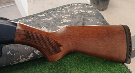 En venta corredera, características:

•	1º Cañón (71 cm.) pavón azulado banda ventila punto de mira de 11
