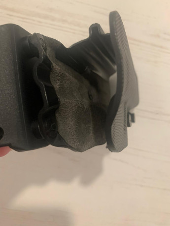 Funda Glock 17 Civilian Elite ghost GEN 4/5 serraje interior. 
Utilizada 5 jornadas para el curso de habilitación. 02