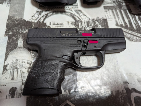 Vendo esta pistola Walther PPS M2 del 9mm.
Ha sido usada y portada muy poco, unos 200-300 disparos como 00