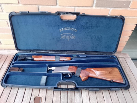Se vende rifle kreiohoff semprio 7mm rem mag, comprado por capricho y ni lo he usado.
Lleva su maletín 02