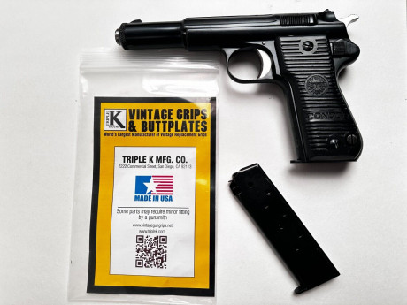 Hola, pongo a la venta un cargador para la pistola Astra 800 del calibre 9mm Parabellum , no es original 00