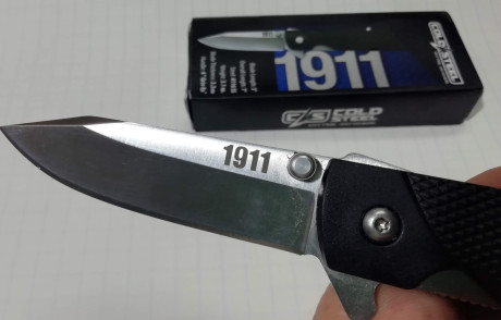 VENDO navaja de diseño inspirado en la pistola Colt 1911, marca Cold Steel
Nueva
Precio 25 euros mas gastos 02