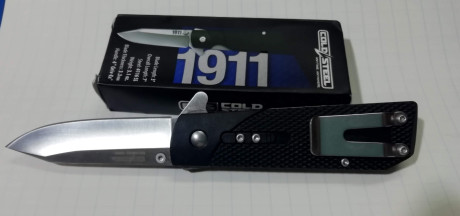 VENDO navaja de diseño inspirado en la pistola Colt 1911, marca Cold Steel
Nueva
Precio 25 euros mas gastos 00