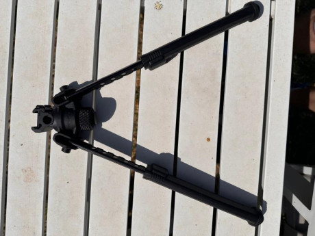 Vendo mi CZ comprada en Junio del 23 Calibre .22LR
Va con cargador de 5 de serie de plastico y otro de 131