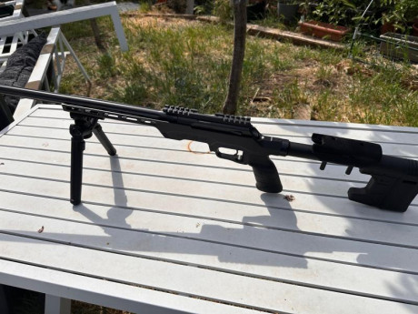 Vendo mi CZ comprada en Junio del 23 Calibre .22LR
Va con cargador de 5 de serie de plastico y otro de 130