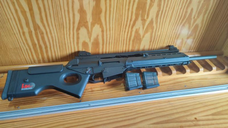 Se vende HK SL8, muy cuidado, sin marcas ni golpes, lo vendo por tenerlo repetido, tiene muy poco uso. 02
