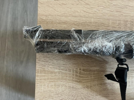 Benelli SuperNova Slug Pump Action con recámara supermagnum. 
Alargador de alimentación y anclaje incluidos. 11