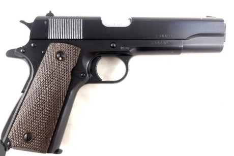    oferta 100€  
 Esta NORINCO es idéntica a la COLT 1911 A1, cal .45 A C.P. Solo tiene taladro en lado 01
