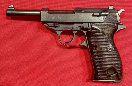 A continuación cuelgo el anuncio de un compañero del club de tiro. 
Walther P38 original (9x19), más concretamente 01