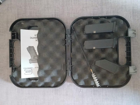 Vendo Glock 19 gen 3 guiada en F con 3 cargadores, caja, manual de instrucciones, baqueta y feminela.
Para 02