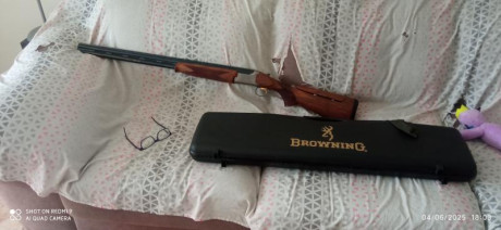 Hola a todos:
Como os comenté cuelgo las fotos de mi adquisición y perdón por el retraso.
Viene con 4 01