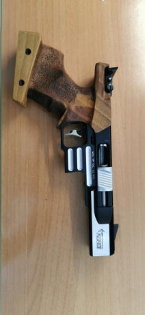 Vendo esta Pardini, muy poco uso. Vendo por volver a Walther, busco la GPSP 500 en 32.  Creo que es la 00