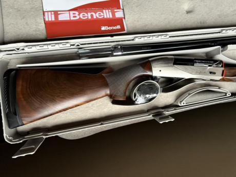 Benelli Raffaello Power Bore cal.12. Reestreno, como nueva. 71cm de cañón. Se puede ver en Madrid o Toledo. 11