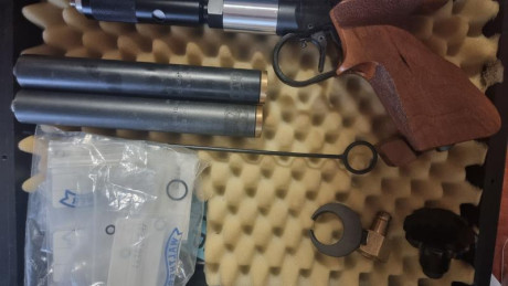 buenas pongo a la venta pistola walther cp2 con el kit botella 12g
y un monton de repuestos. el precio 01