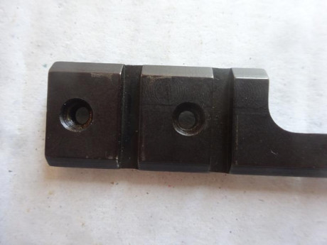 Estuvo colocado en un Remington 700 de Acción Corta.

Es de  0 MOA's .

Precio  cuarenta euros (40€)  02