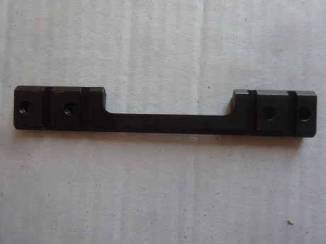 Estuvo colocado en un Remington 700 de Acción Corta.

Es de  0 MOA's .

Precio  cuarenta euros (40€)  00