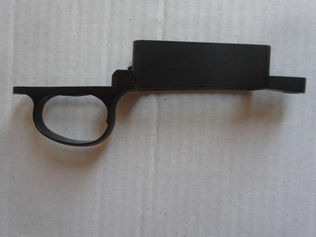 Se vende juego de guardamontes con brocal de cargador y cargadores de la marca H-S PRECISION.

Estuvieron 00