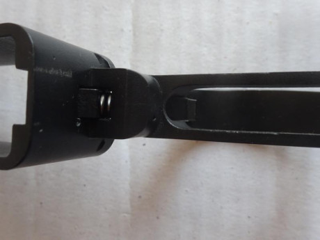 Se vende juego de guardamontes con brocal de cargador y cargadores de la marca H-S PRECISION.

Estuvieron 12