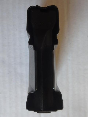 Se vende cargador PROMAG, con capacidad para 10 cartuchos del .308.

 No ha sido nunca utilizado .

Precio 20