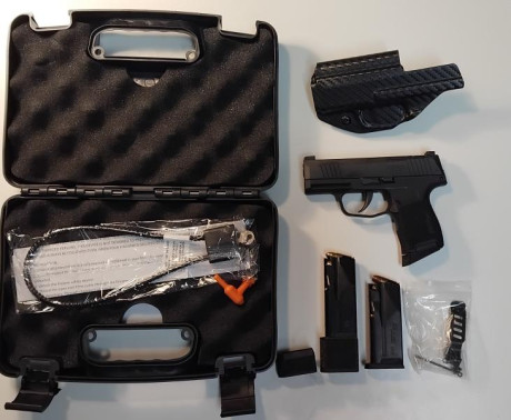 Se vende sig sauer P-365, guiada el 04/06/2025. Un reestreno.
Ha tirado tan solo 300 cartuchos para probarla.
Incluye 02