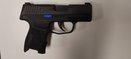 Se vende sig sauer P-365, guiada el 04/06/2025. Un reestreno.
Ha tirado tan solo 300 cartuchos para probarla.
Incluye 01