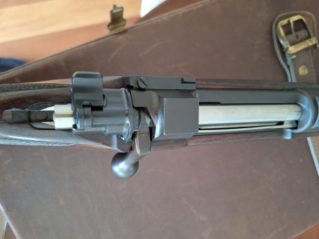 Buenas noches
Alguien sabe qué opciones hay para montar un visor en una acción M98 clásica de doble puente 00