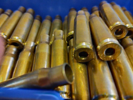 se venden 168 vainas lapua 308 con un tiro compradas a un compañero del foro... que me las vendio como 01