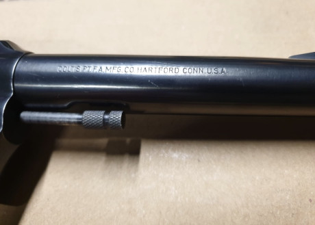 A LA VENTA REVÓLVER COLT NODELO OFFICERS EN CALIBRE.22
ESTADO DE CONSERVACIÓN IMPECABLE A EXCEPCIÓN DE 22