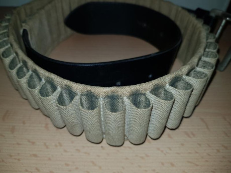 Vendo cinturón canana de pedersoli de cuero y lona. Para cartuchos .45-70, u otro similar de grosor de 01