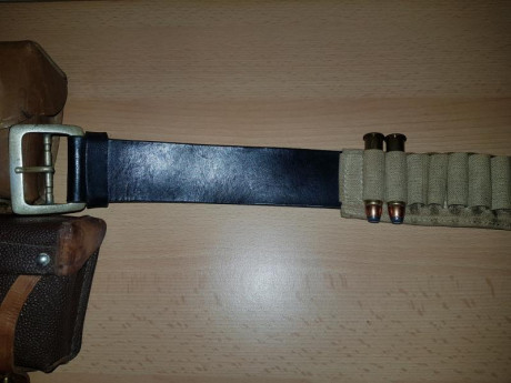 Vendo cinturón canana de pedersoli de cuero y lona. Para cartuchos .45-70, u otro similar de grosor de 11