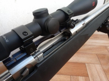 Vendo Savage Kodiak 116
 Visor Redfield 4-12x40.  + base y anillas 
 No dispone de freno de boca
 55 CM 11