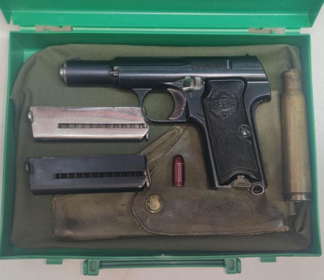 Vendo pistola Astra 300 calibre 9 c/380 auto.
Está guiada en A. Pavón original y funcionamiento como un 02