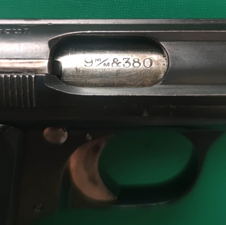 Vendo pistola Astra 300 calibre 9 c/380 auto.
Está guiada en A. Pavón original y funcionamiento como un 22