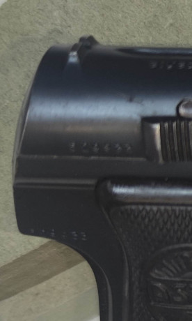 Vendo pistola Astra 300 calibre 9 c/380 auto.
Está guiada en A. Pavón original y funcionamiento como un 20