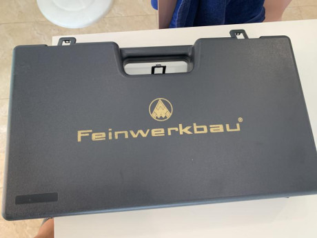 Hola,

Se vende Feinwerkbau C 5 de Co2 en  muy buen estado.
Marca: Feinwerkbau
Modelo: C 5
Calibre: 4,5
Cacha: 90