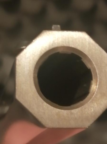 Hola, vendo por no usar pistola de percusión Le Page de Pedersoli cal.44. El arma está en perfecto estado 00