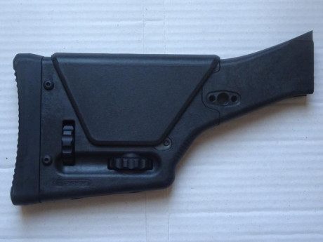 Se vende culata reglable MAGPUL PRS2, con el  acople para fusiles tipo FAL . 

No ha sido nunca utilizada, 00
