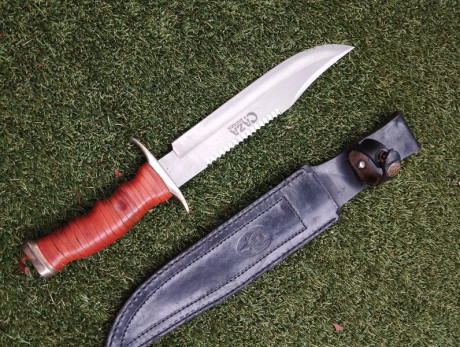 Vendo cuchillo de monte Muela por no usar. Está como nuevo. Se encuentra en Ciudad Real. Precio: 40€ 01