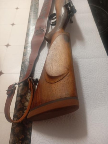 Buenos días.
Pongo en venta un arma con una terminación bastante excepcional.
El Maestro armero, tomó 41