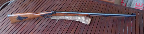 Buenos días
Creo que es el modelo Target. 
Pongo en venta este rifle del cal.44
Buen estado de conservación 00